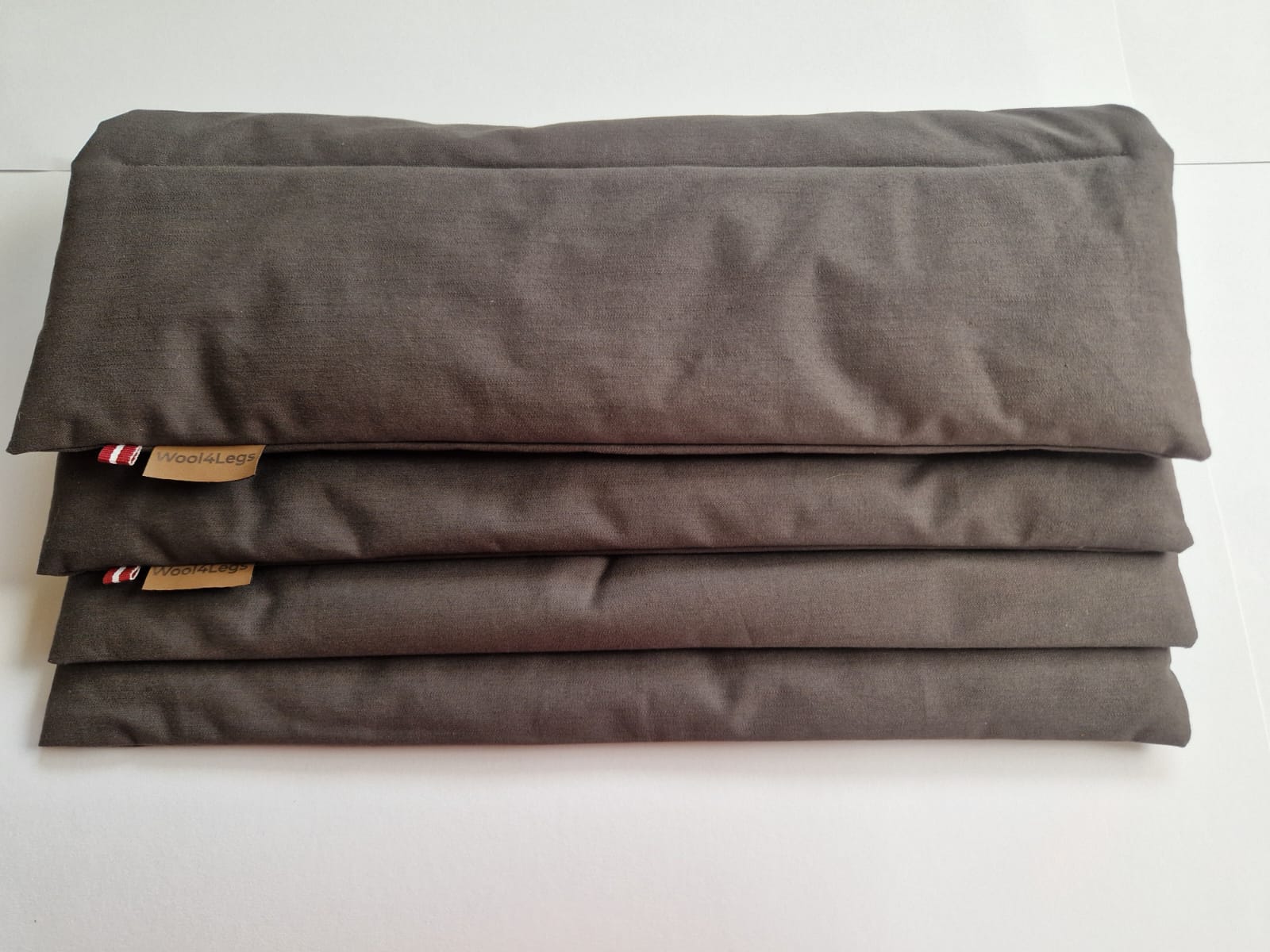 Gray pads 43x45cm