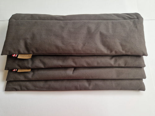 Gray pads 43x45cm